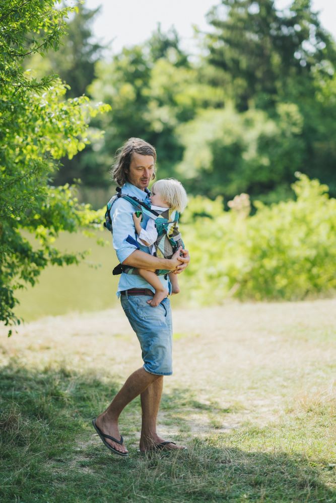 Monkey Mum® Ergonomisk växande bärsele Carrie - Charmig geometri